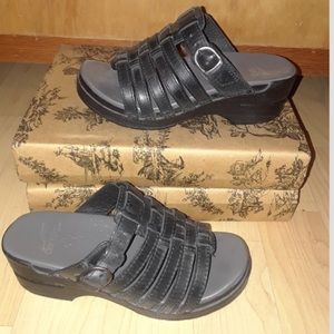 NWOB Dansko Strappy Comfort Platform